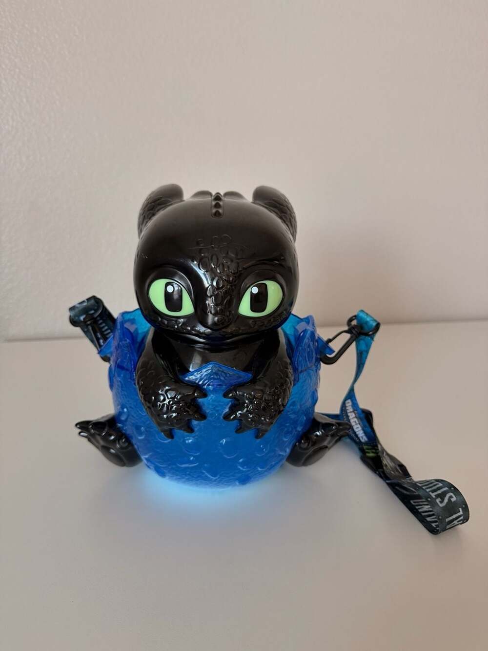 Universal Studios Toothless Egg Popcorn Bucket